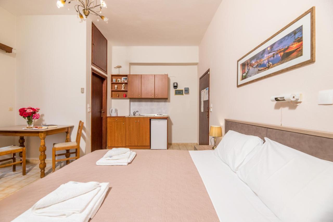 Esperia Apartments Платанес Екстериор снимка